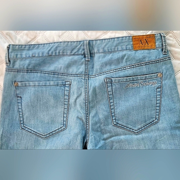 πArmani Exchange Designer Vintage Light Wash Blue Flare Jeansπ - Picture 9 of 10